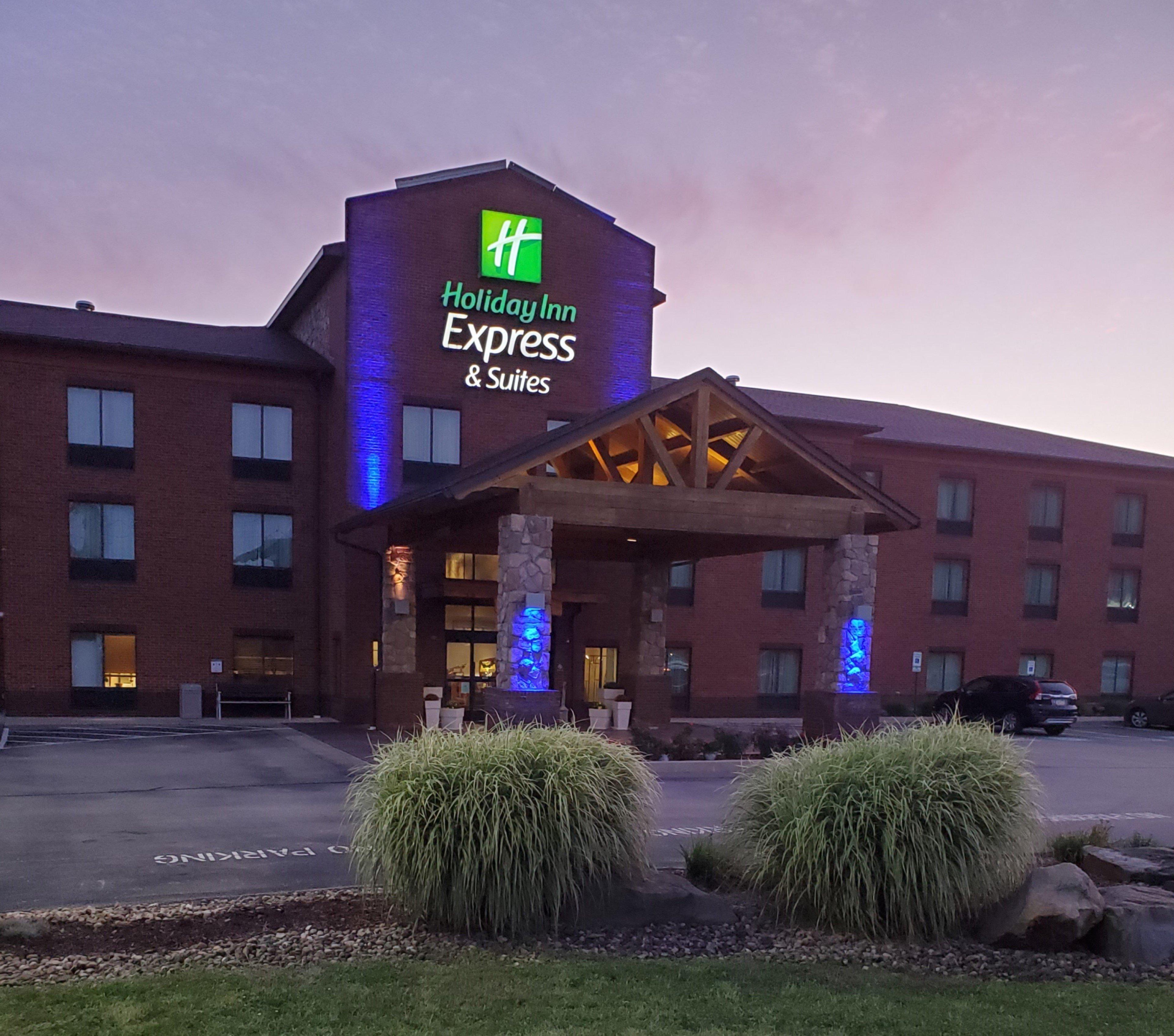 Holiday Inn Express & Suites Donegal, An Ihg Hotel Экстерьер фото